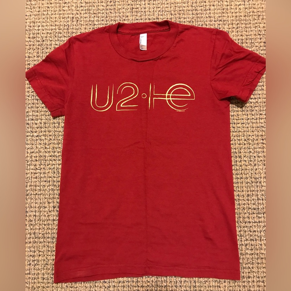 U2 Innocence + Experience concert T shirt ladies small, color brick red.